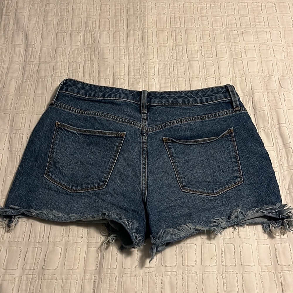 Universal Thread High Rise Jean Shorts - Picture 2 of 5